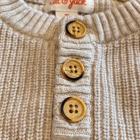 Cat & Jack Knit Sweater Light Gray & Cream Size 2T in Like New Condition - Picture 3 of 6